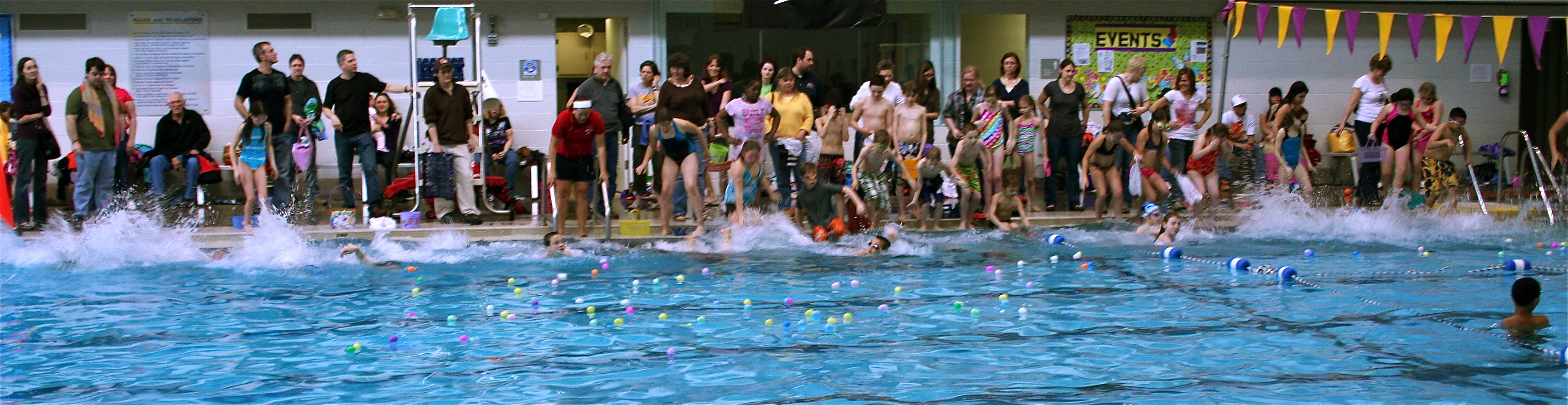 Underwater Egg Hunt